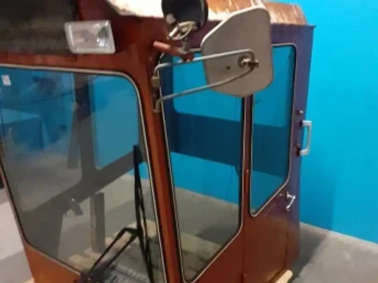 Billede 2 - Hesston 6400 Kabine