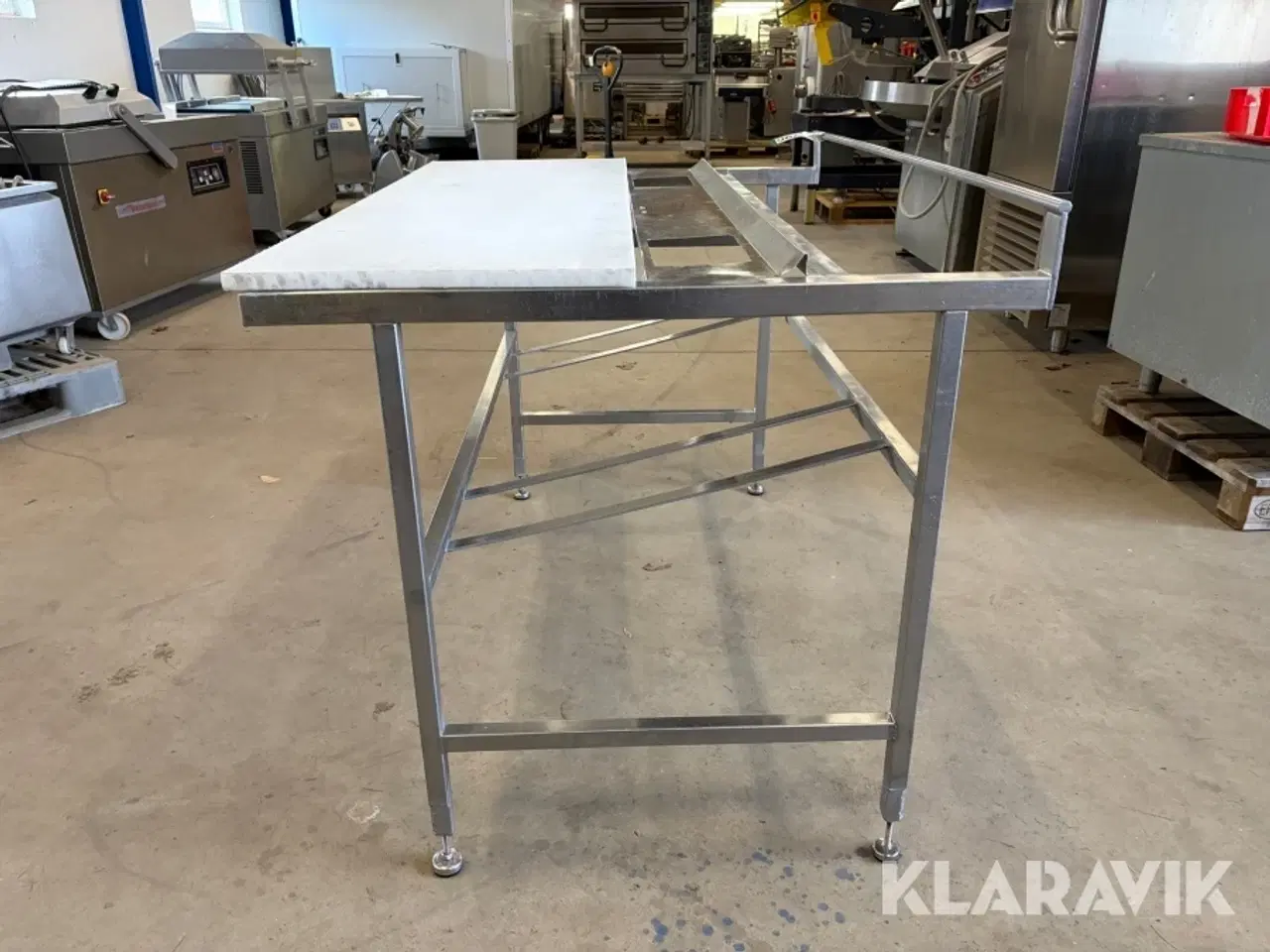 Billede 4 - Skærebord med skæreplanke