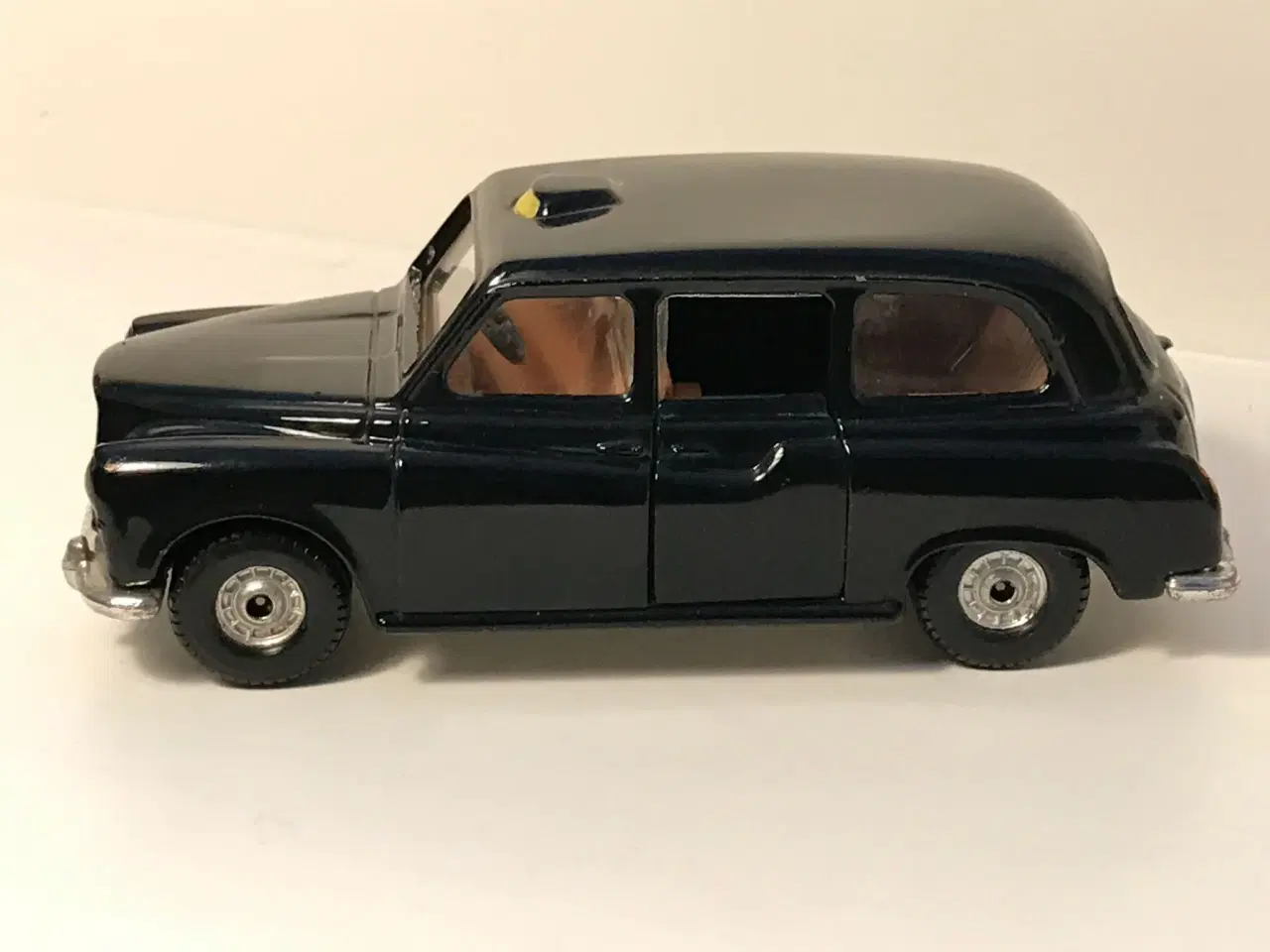Billede 4 - London Taxi, Austin 1/36, Corgi Model