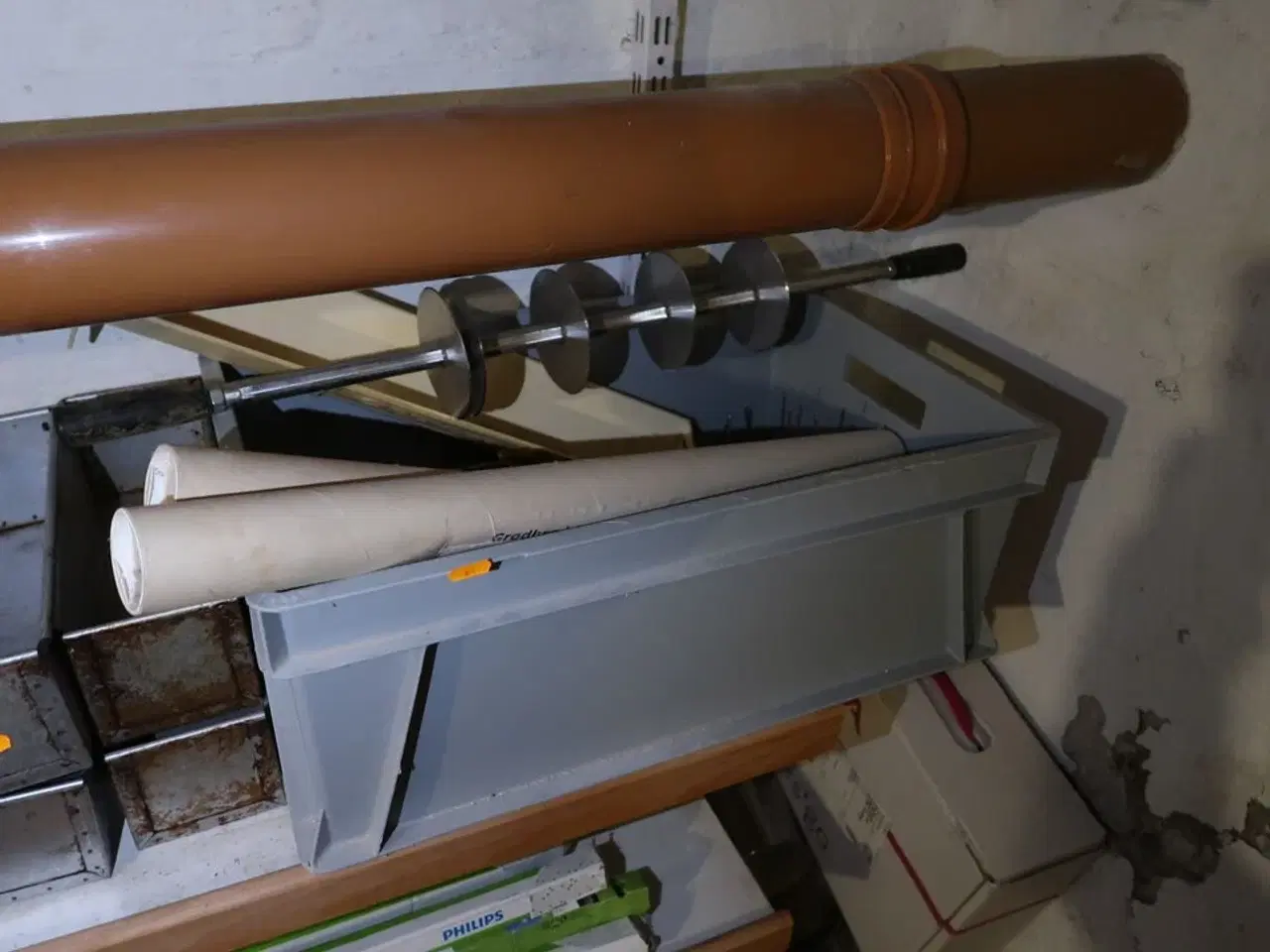 Billede 2 - Div. forme, lysstofrør, bageritilbehør m.m.