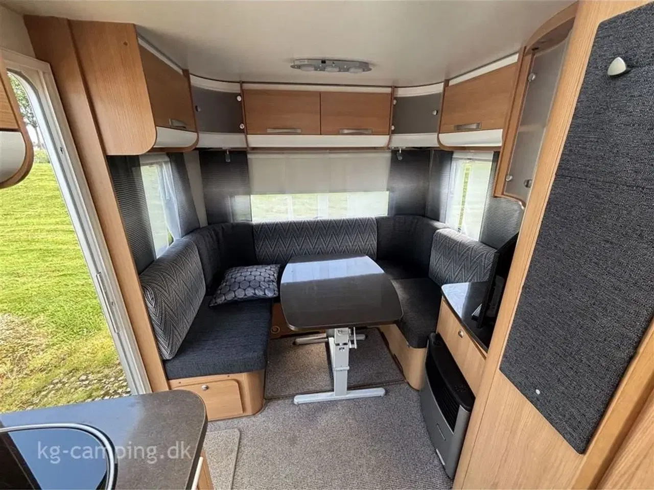 Billede 9 - 2011 - Adria Adora 472 LU XL   Lille let og velholdt enkeltsengsvogn. Kan nedvejes til 1300 KG