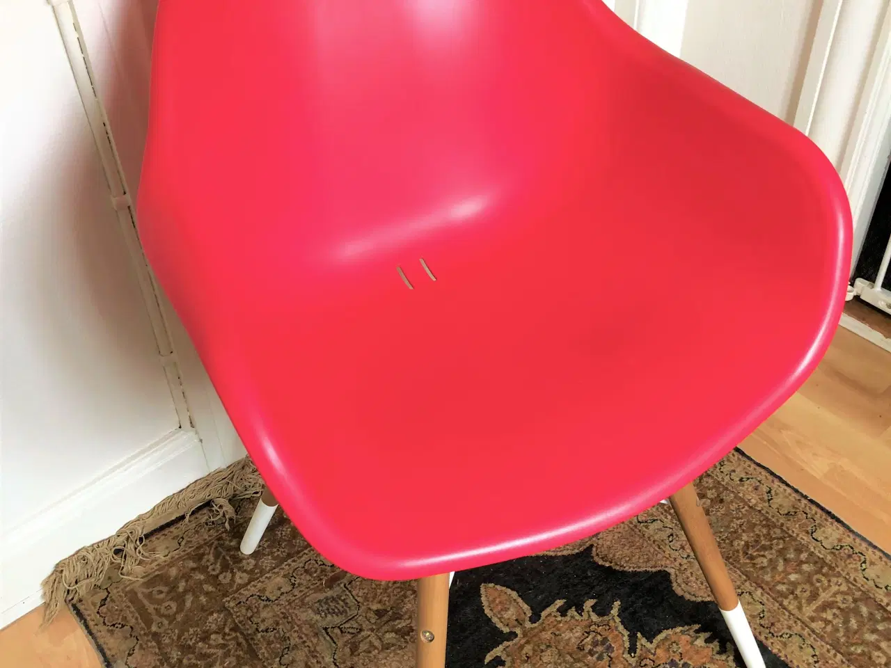 Billede 2 - 4 Røde stole m.armlæn og god siddecomfort *** 