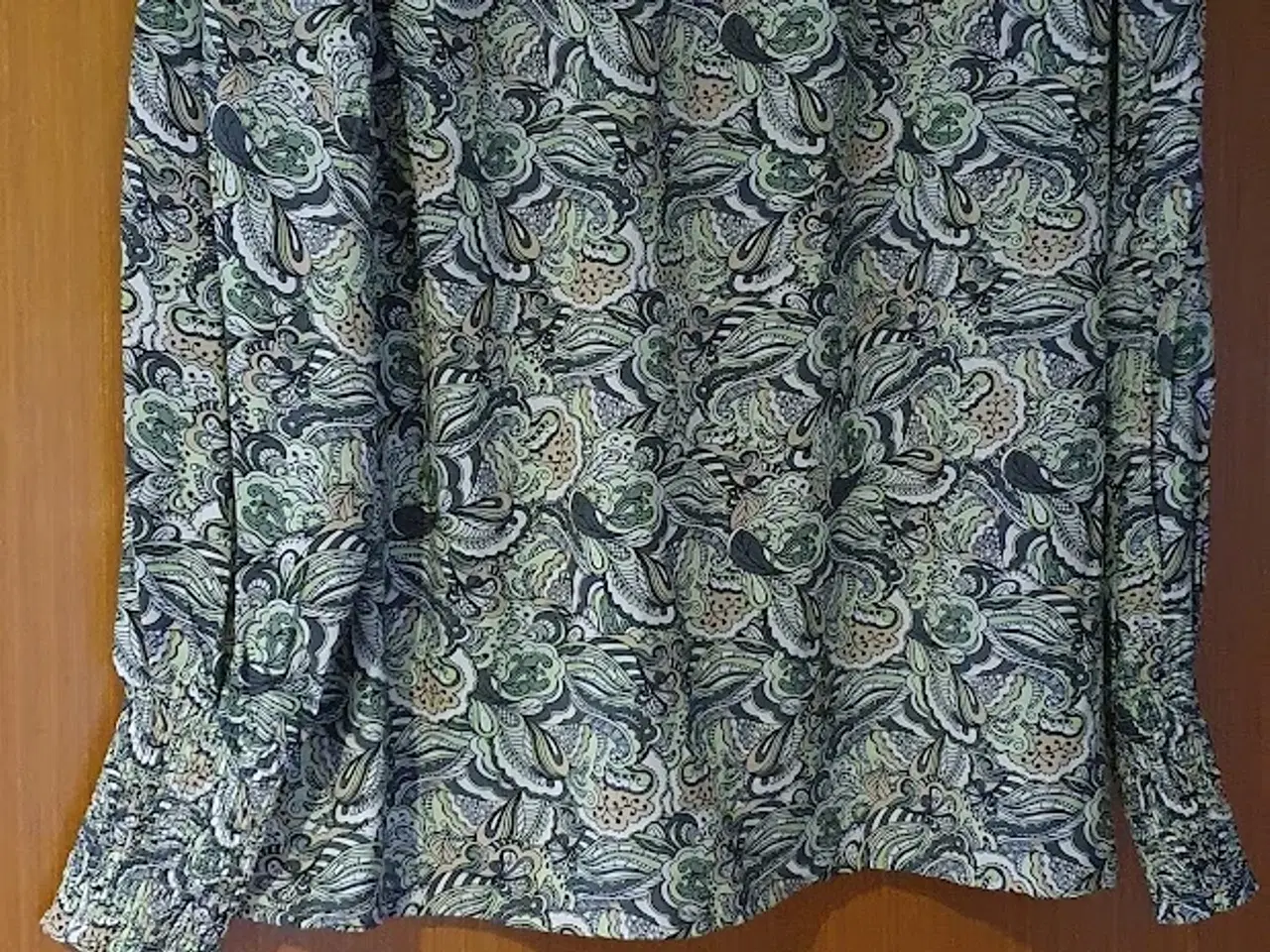 Billede 3 - Helt ny bluse / mærke Soya concept