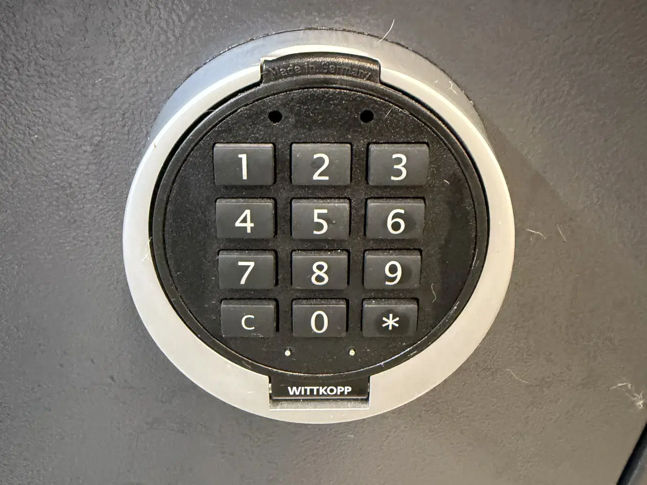 Billede 2 - ZFS våbenskab 