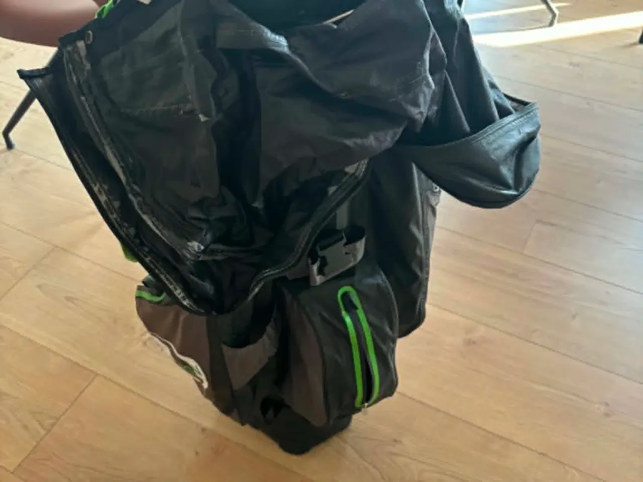 Billede 6 - Samlet begynder golfsæt med bag, vogn og tilbehør