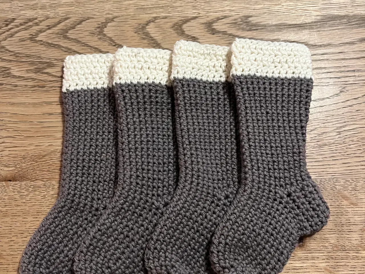 Billede 2 - 4 stk. julesokke