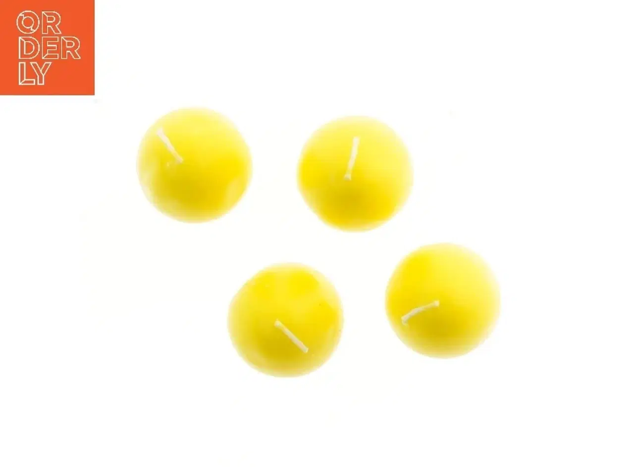 Billede 2 - Sæt af 4 nye gule stearinlys (str. 4 stk 7 cm)