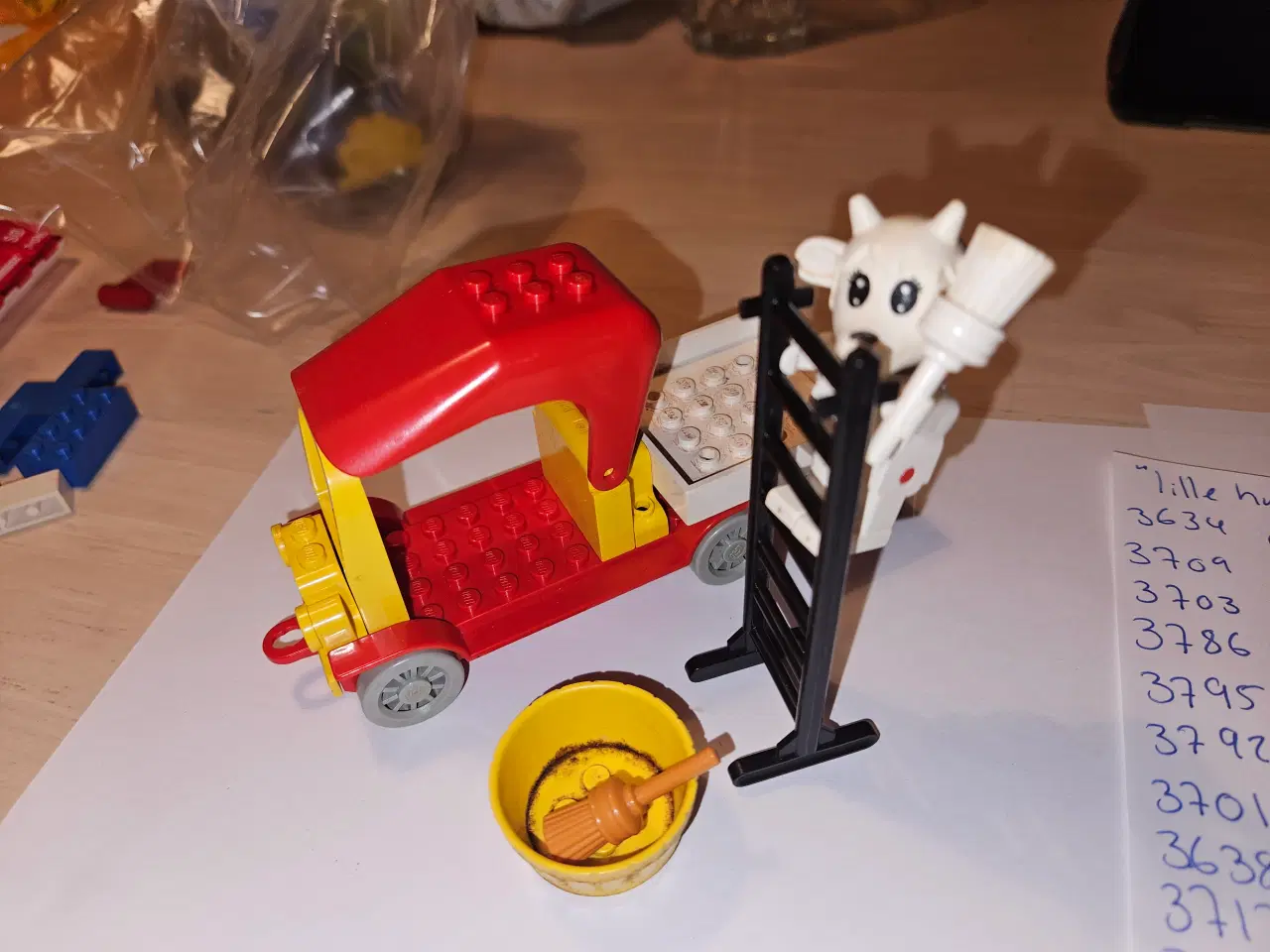 Billede 2 - Lego fabuland 3637 Gertrud ged maler