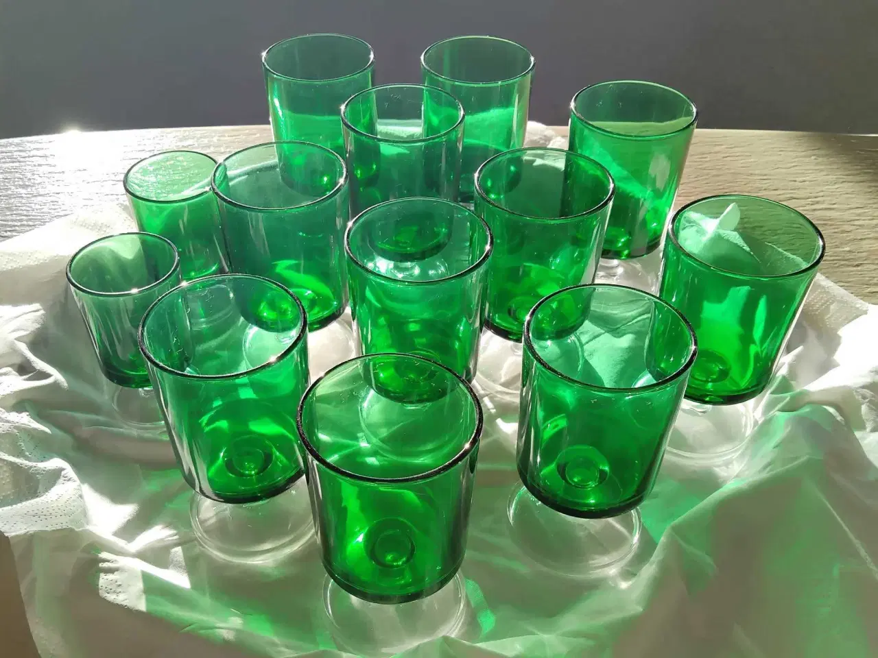 Billede 2 - Smukke grønne Franske Luminarc glas 