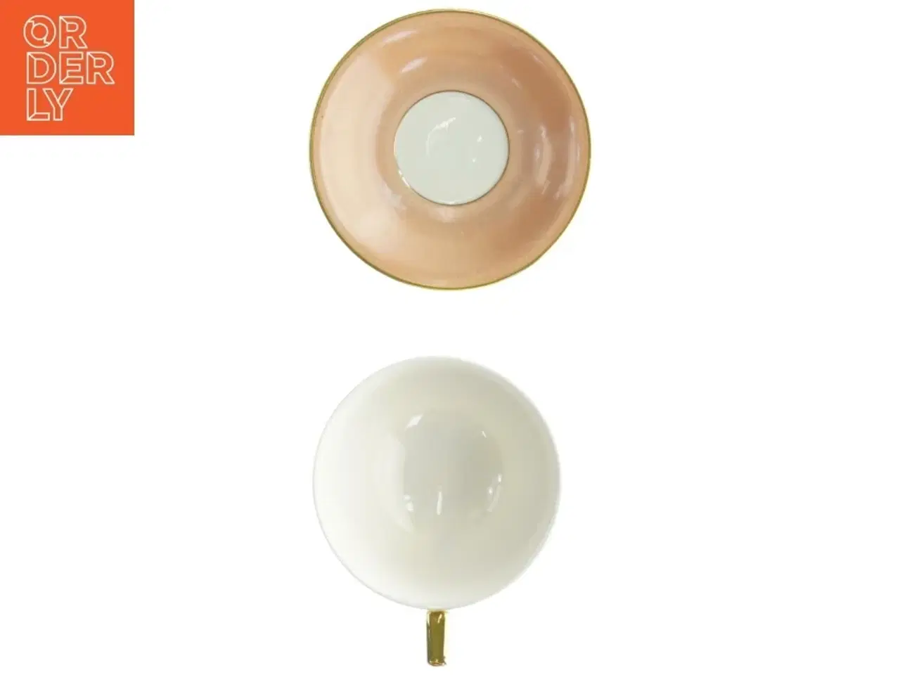 Billede 5 - Porcelænskop med underkop fra Kjøbenshavn Porcellains Maleri (str. Kop 12 x 10 x 5,5 cm underkop 11,5 x 2 cm)