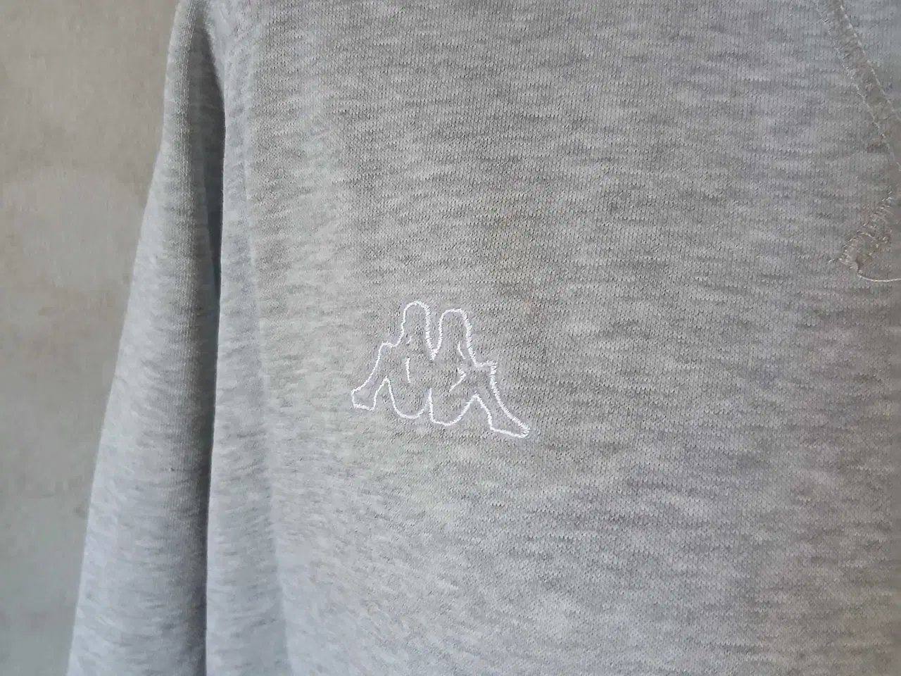 Billede 2 - Grå kappa sweatshirt str L 