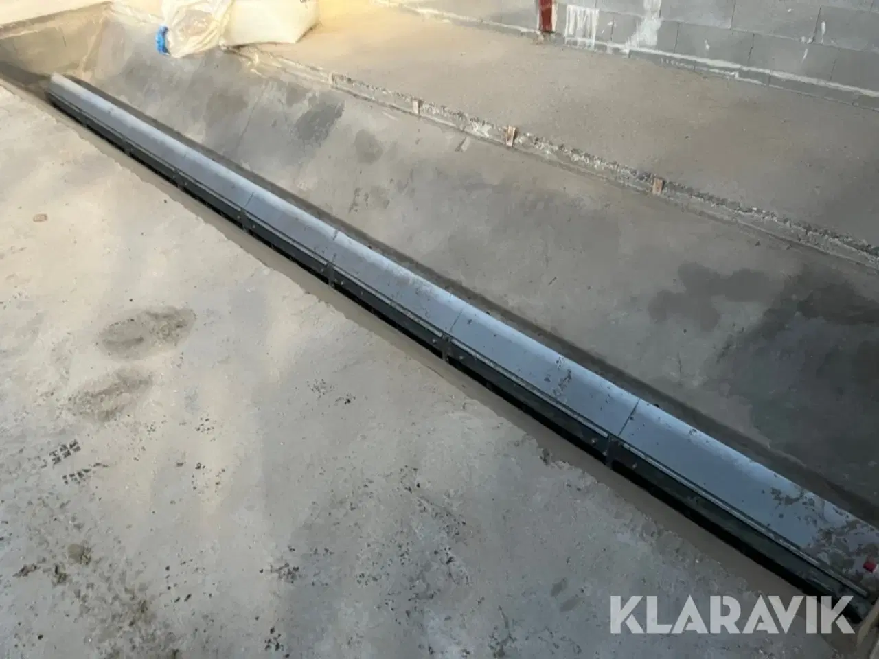 Billede 1 - Kornelevator Søby SR 40 tons med motor