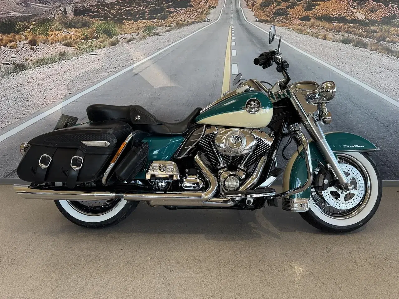 Billede 2 - Harley-Davidson FLHRC Road King Classic 96"