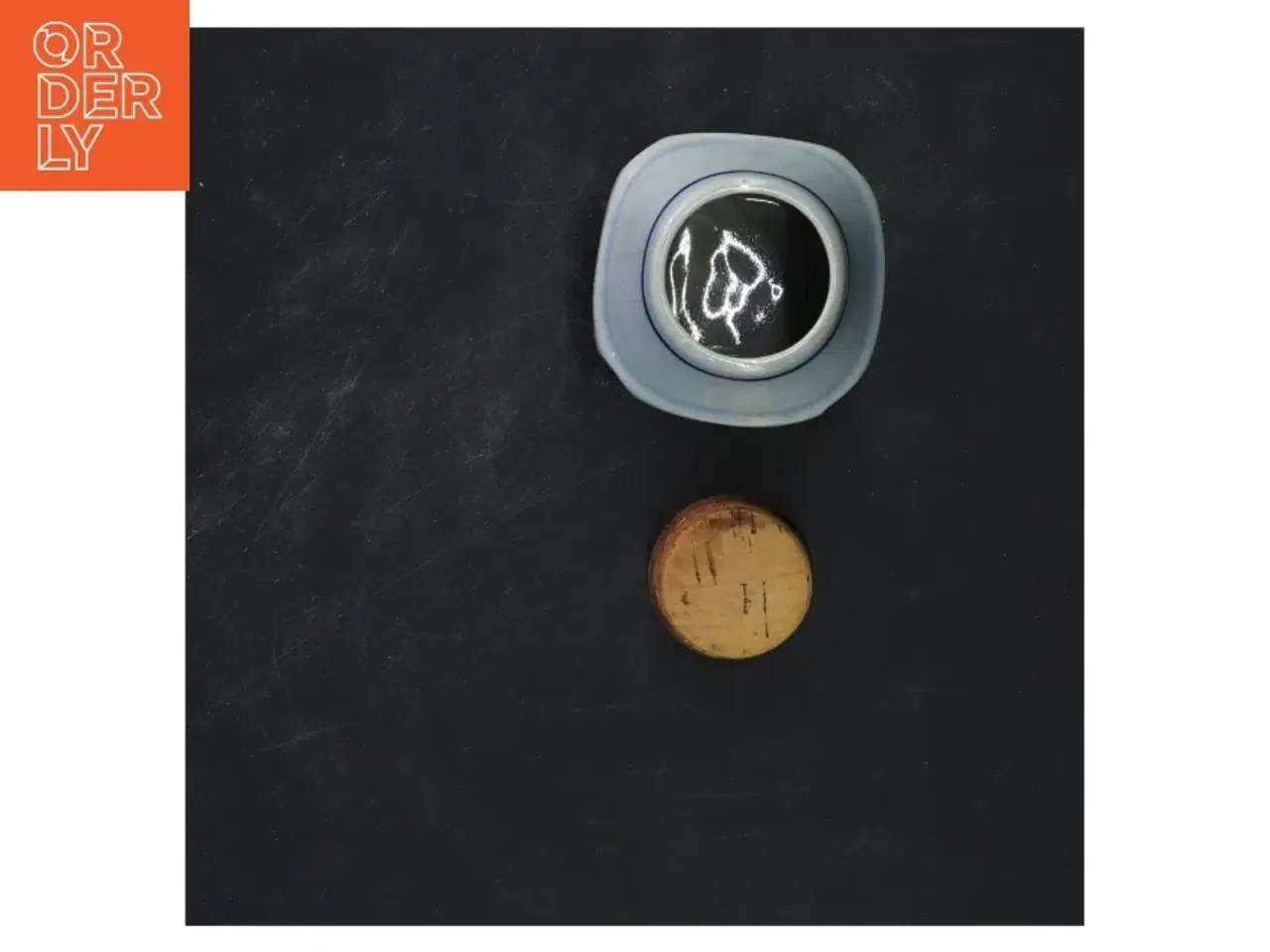 Billede 2 - Søholm Karry krydderikrukke med korklåg (str. 9,5x6 cm)