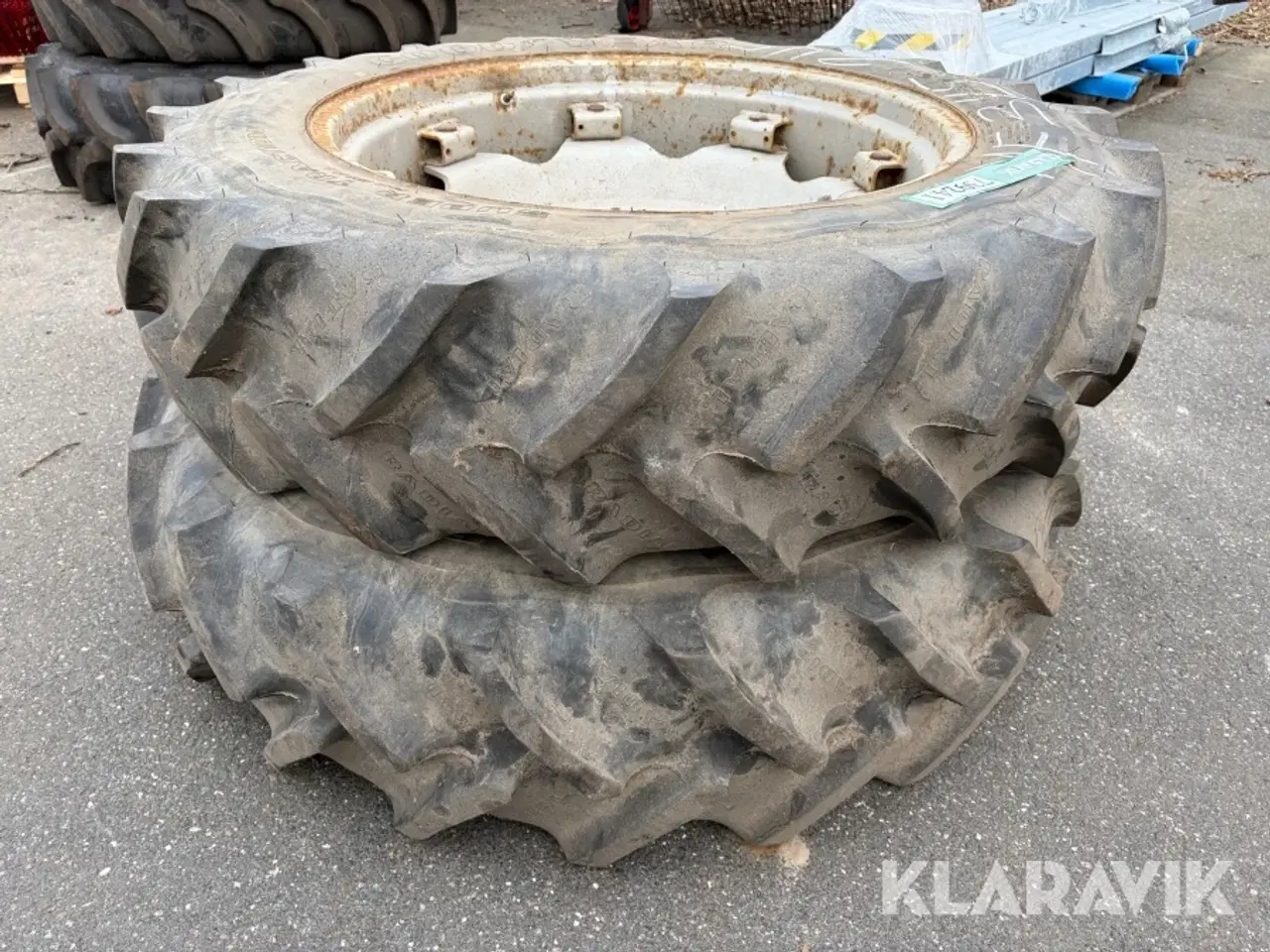 Billede 2 - Hjul Massey Ferguson 345 2 styk