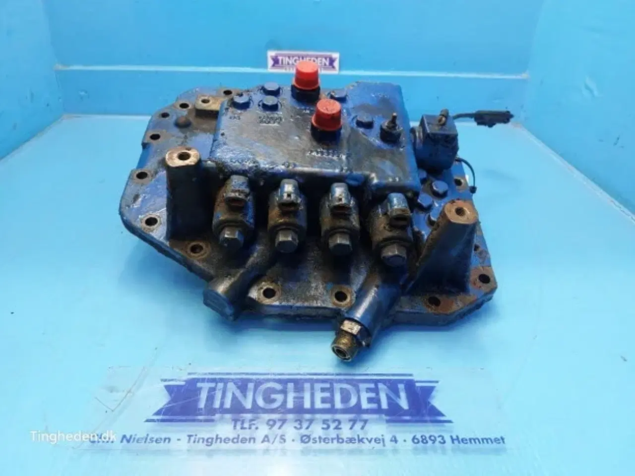 Billede 1 - New Holland 6640 Dæksel F0NN7Z479AG