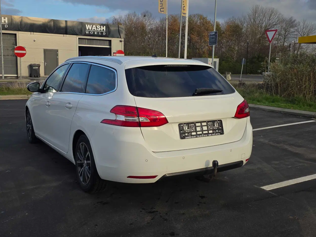 Billede 7 - Peugeot 308 1.6 BlueHDi Diesel med træk 