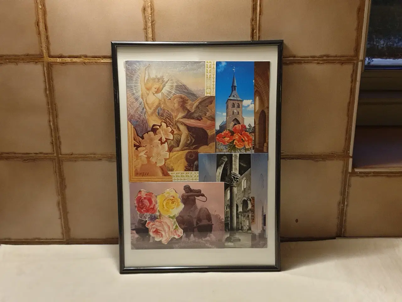 Billede 1 - GRATIS Collage i sort ramme24,5x34,5