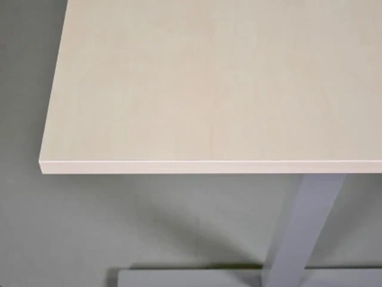 Billede 6 - Efg hæve-/sænkebord i birk, 180 cm.