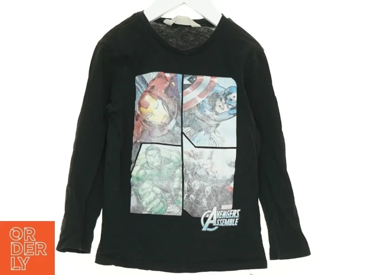 Billede 1 - Langærmet t-shirt med Avengers fra H&M (str. 104 cm)