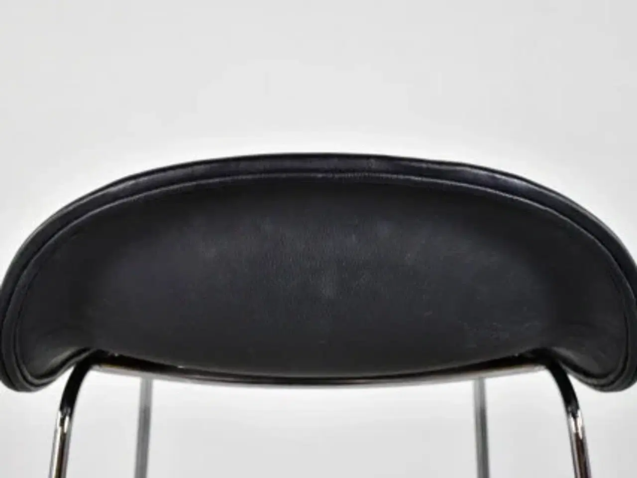 Billede 7 - Gubi barstol med sort læder polster
