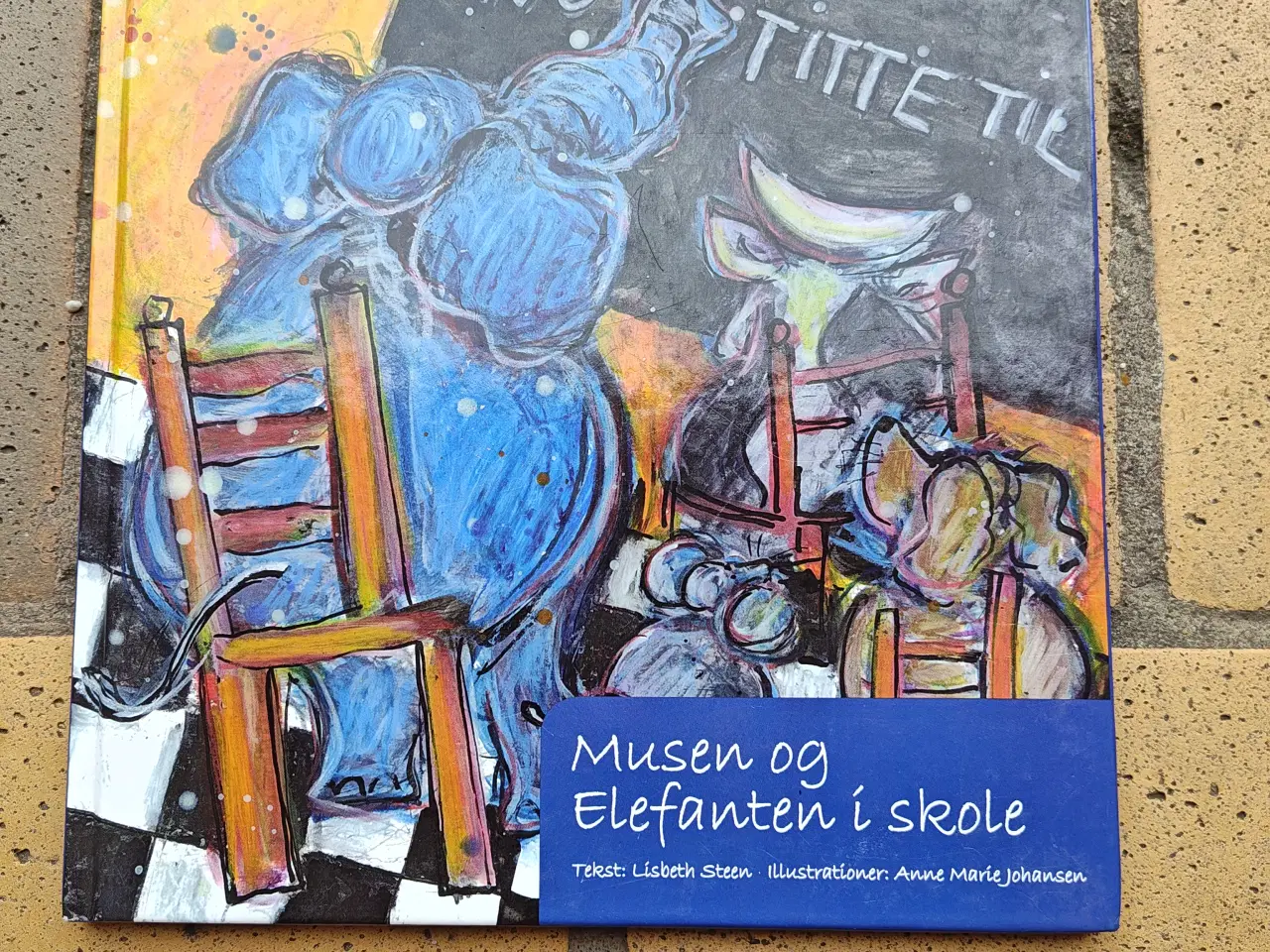 Billede 1 - Musen og elefanten i skole BOG