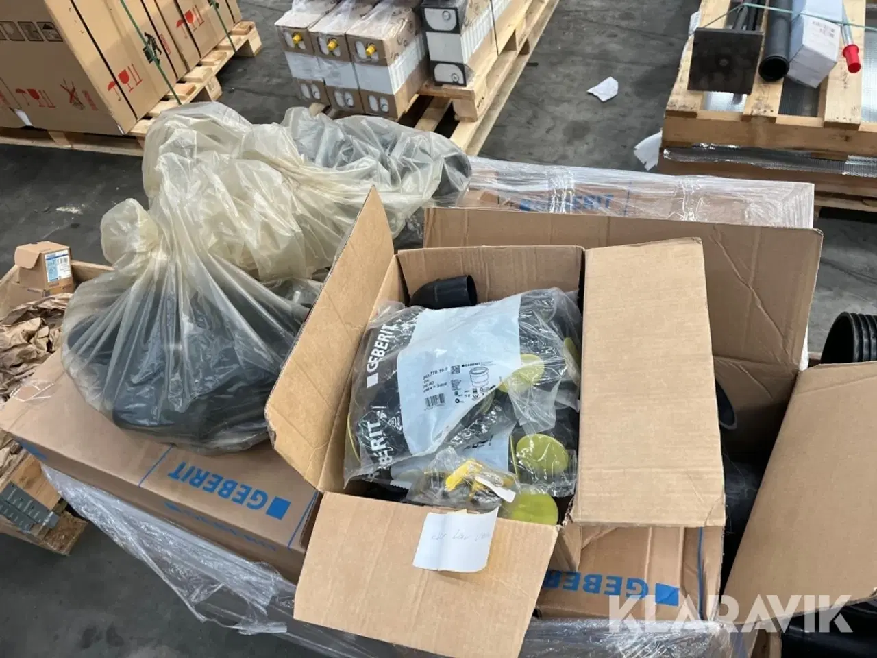 Billede 4 - Grenrør, brønd og øvrige rør Wavin - Geberit - 2 paller