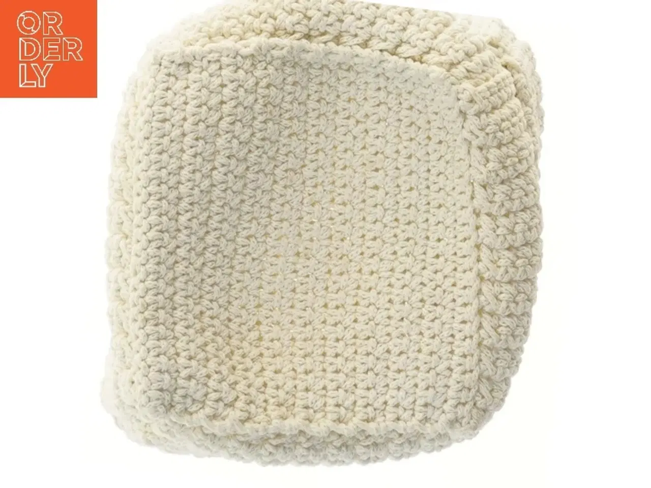 Billede 2 - Hæklet opbevaringskurv (str. 15x15x8 cm)