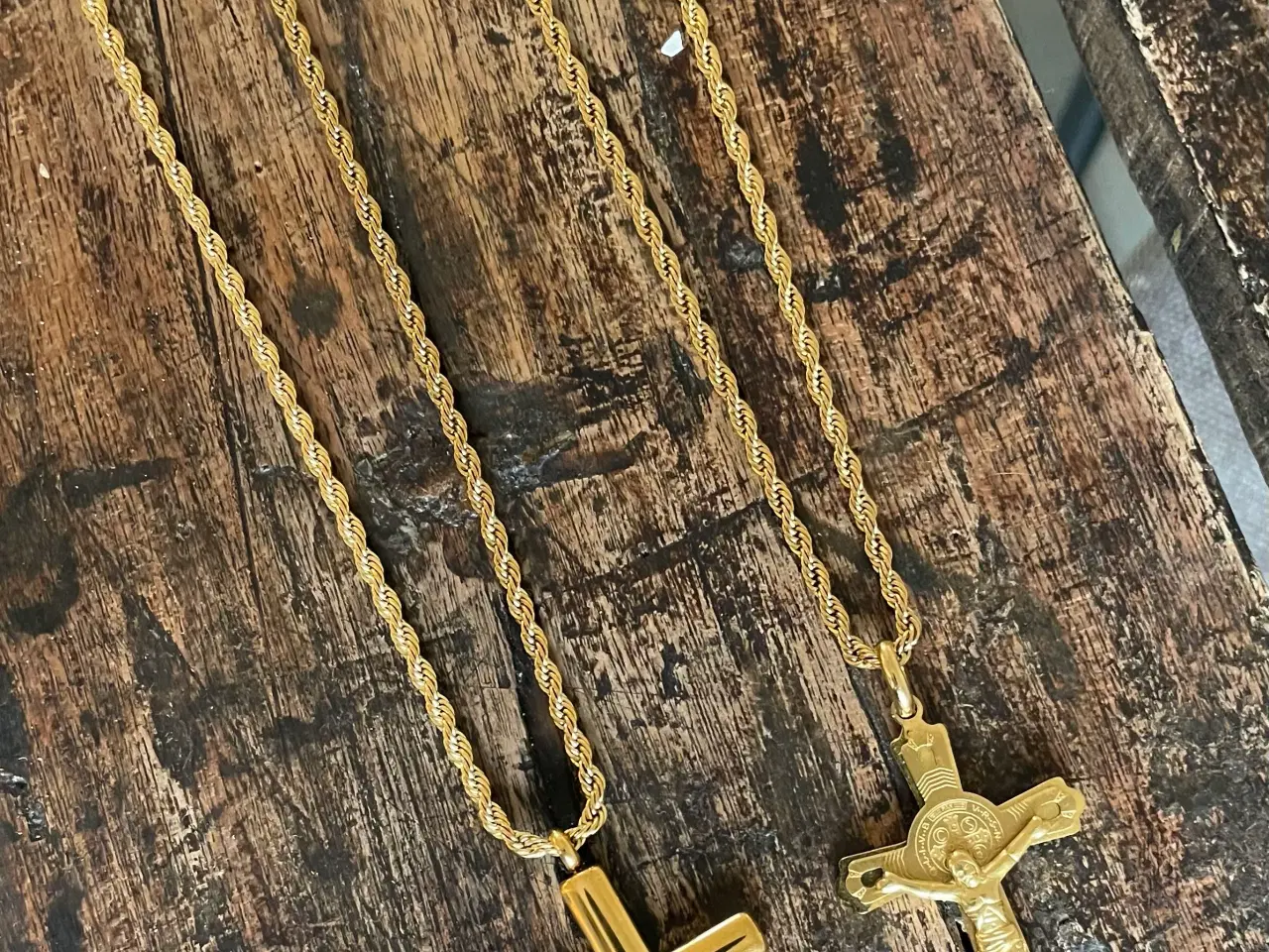 Billede 7 - Forskellige 14kt goldfilled halskæder med kors