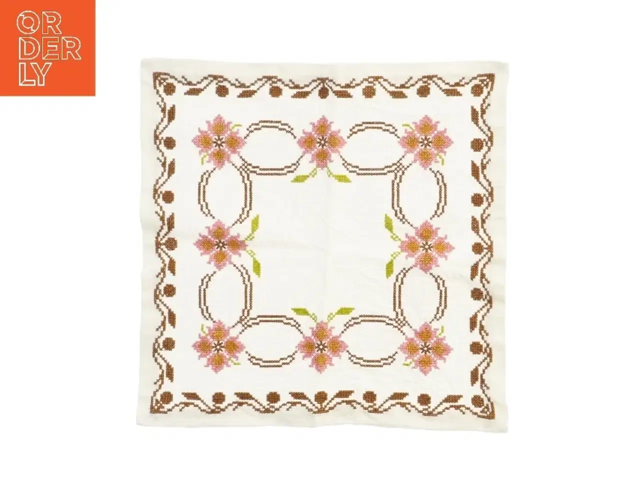 Billede 1 - Broderet borddug(str. 40x40 cm)
