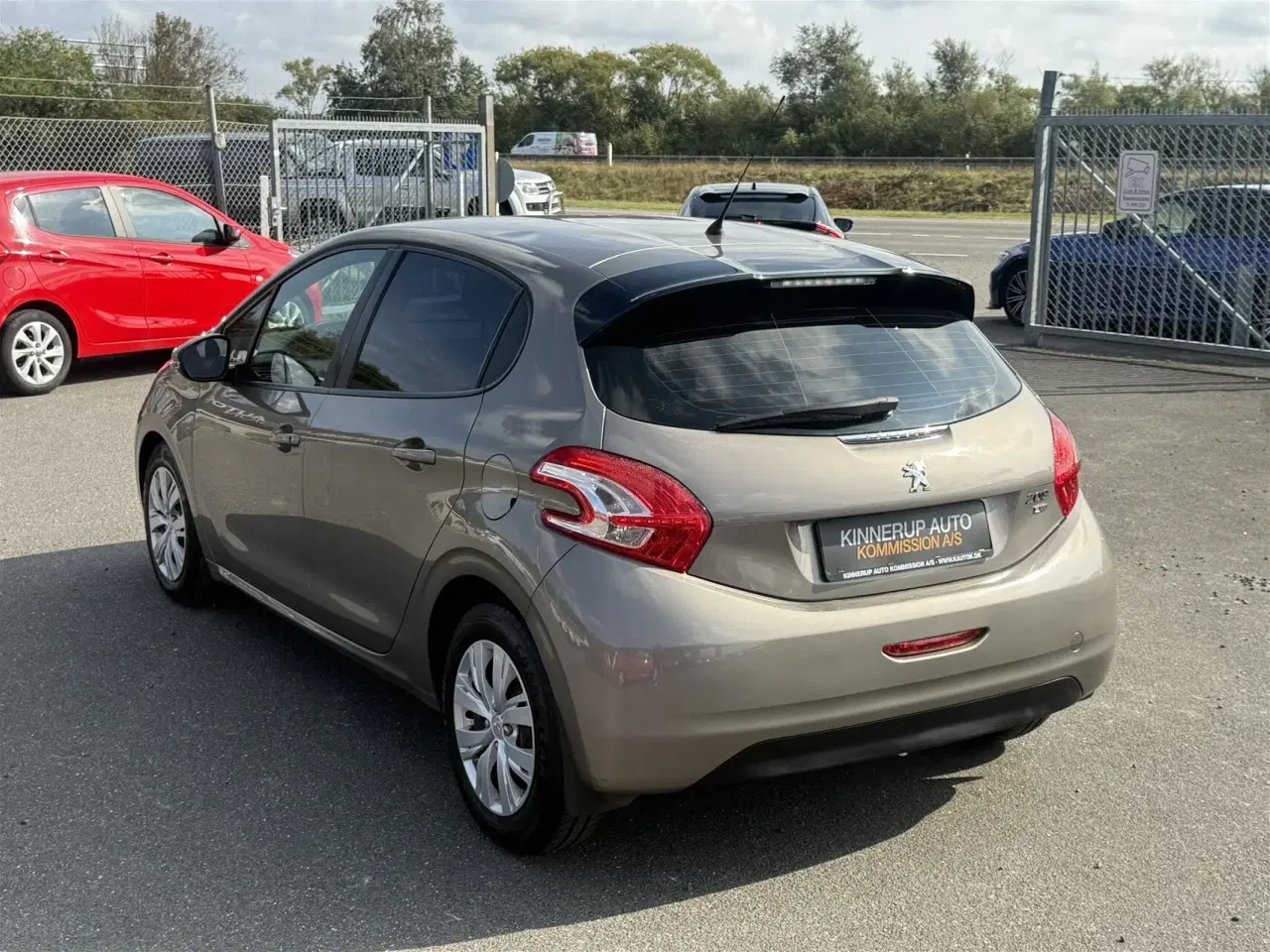 Billede 2 - Peugeot 208 1,6 e-HDi Active 92HK 5d