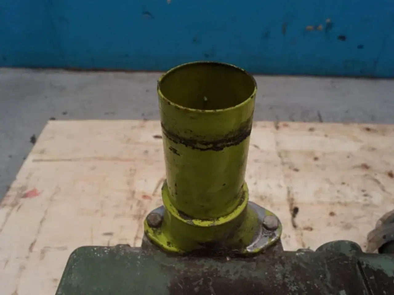 Billede 12 - Mercedes OM352 Ventildæksel 3520165305