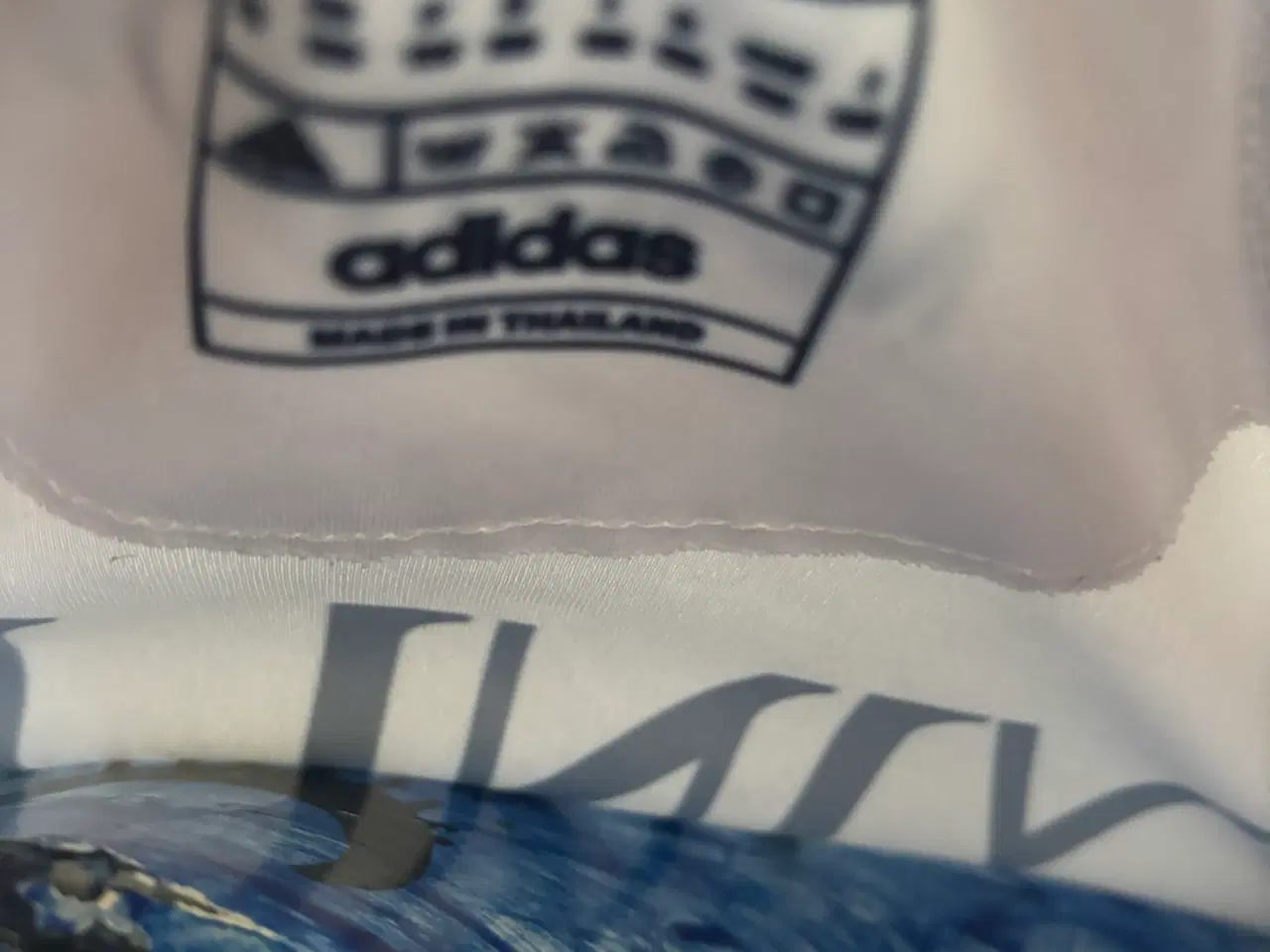 Billede 8 - Adidas Real Madrid Fodboldtrøje – Str. 128– Hvid 