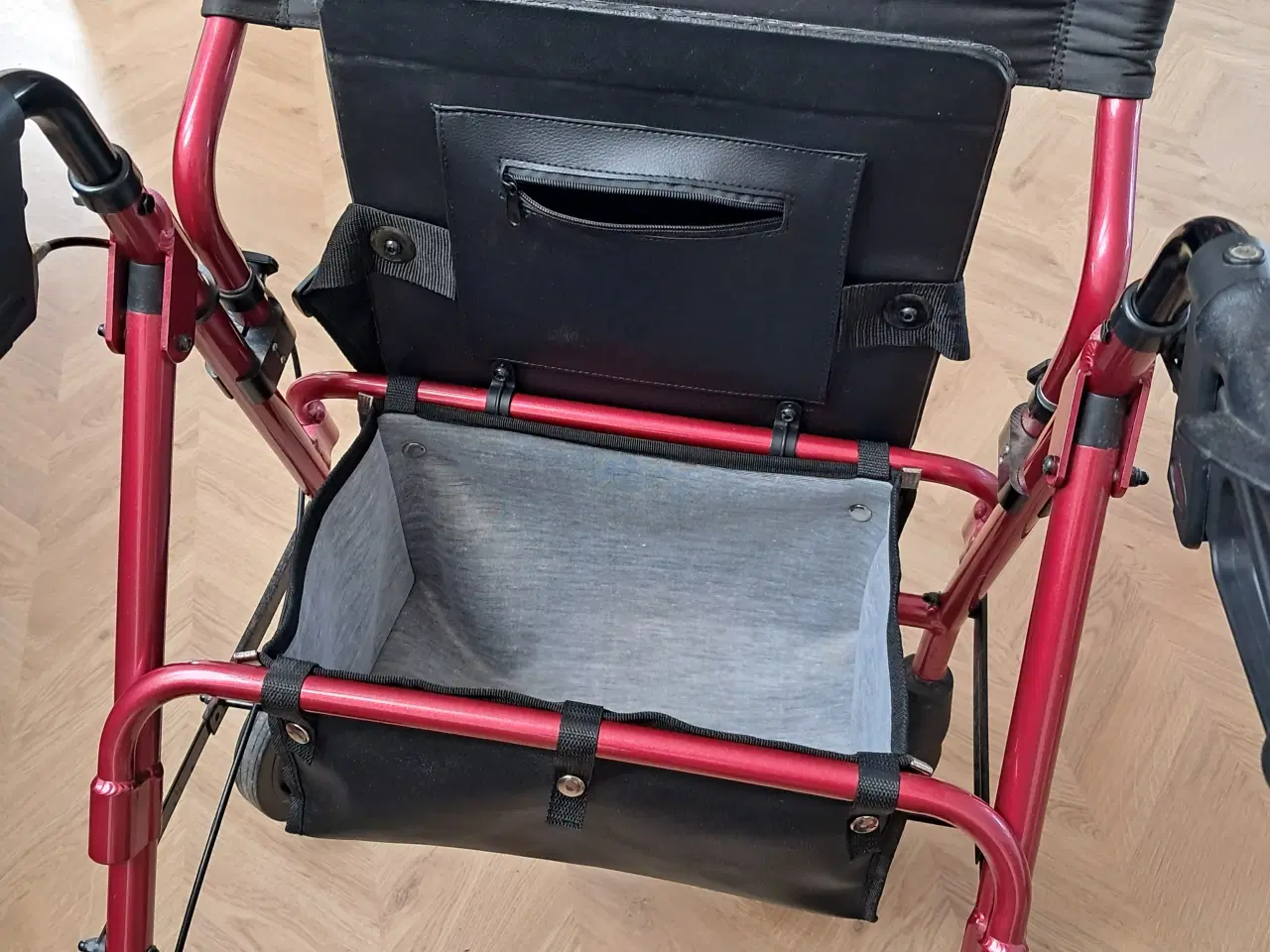 Billede 3 - Rollator kørestol 2 i 1