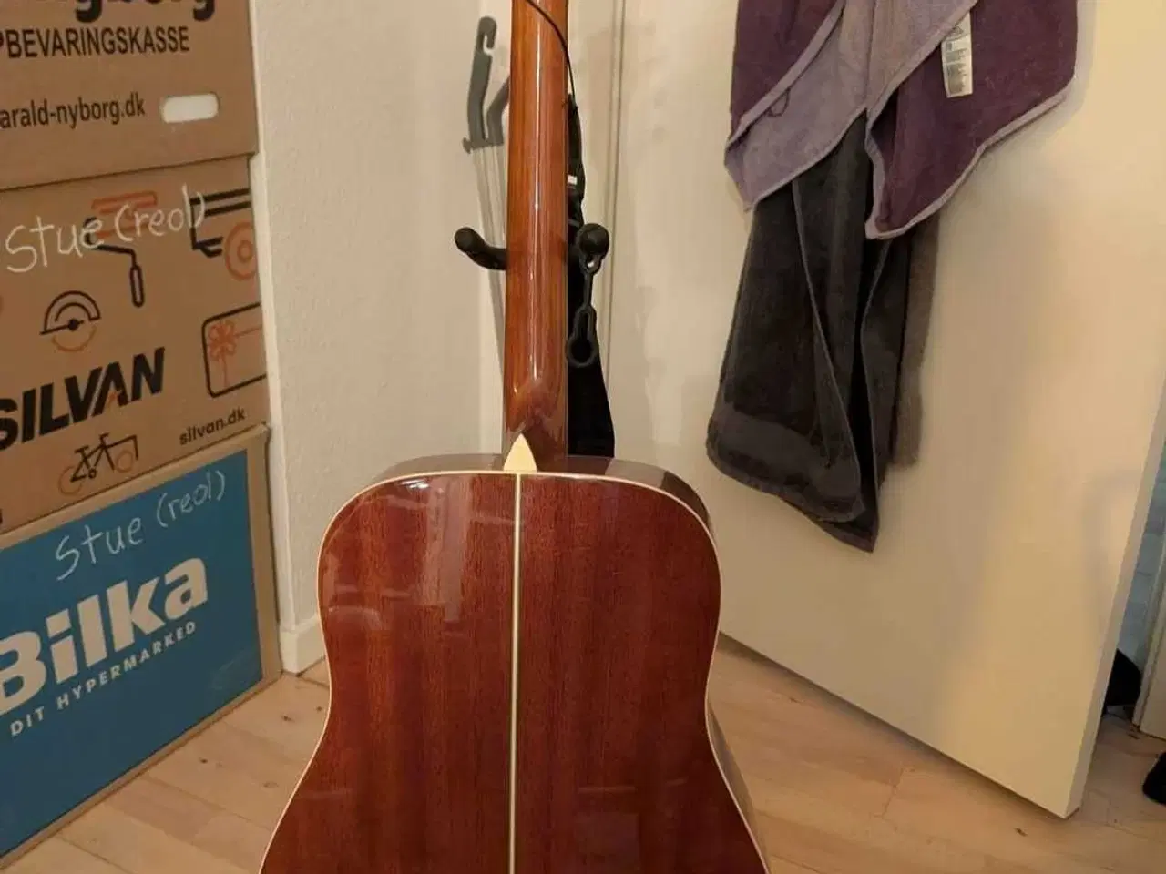 Billede 3 - Akustisk Guitar m/tilbehør