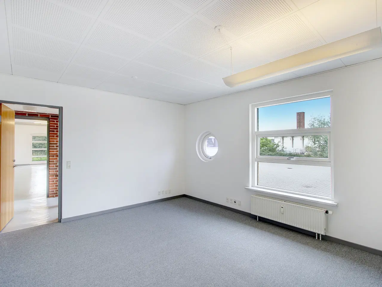 Billede 2 - Præsentabel ejendom få minutters kørsel fra E47/E20 afkørsel 30