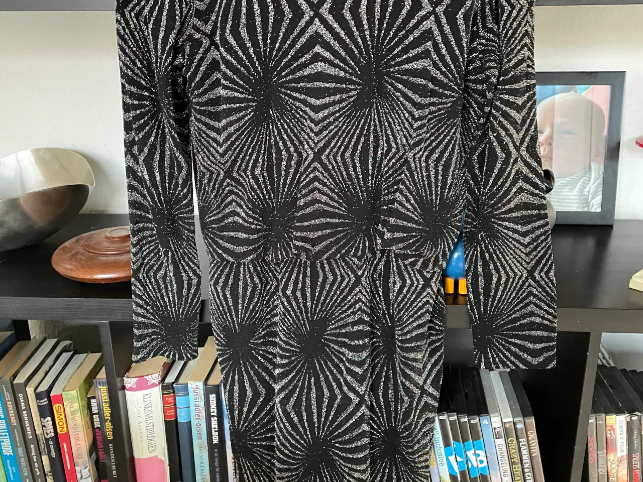 Billede 1 - Flot glimmerkjole