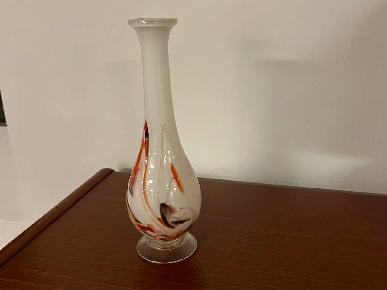 Billede 2 - Glas mundblæst vase