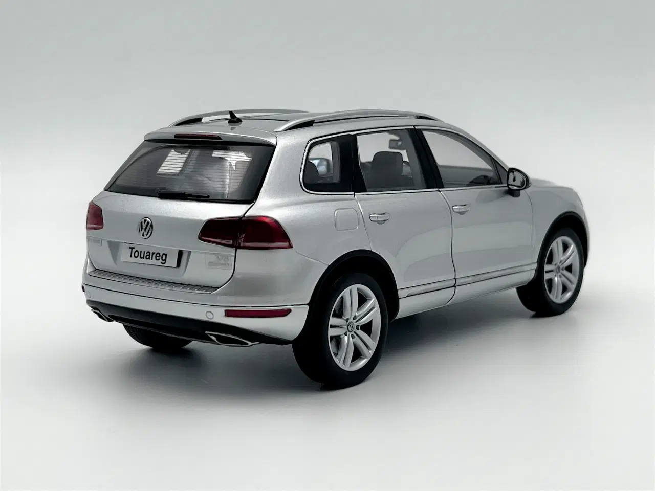 Billede 4 - 2010 VW Touareg V6 TSI 4Motion - Kyosho - 1:18