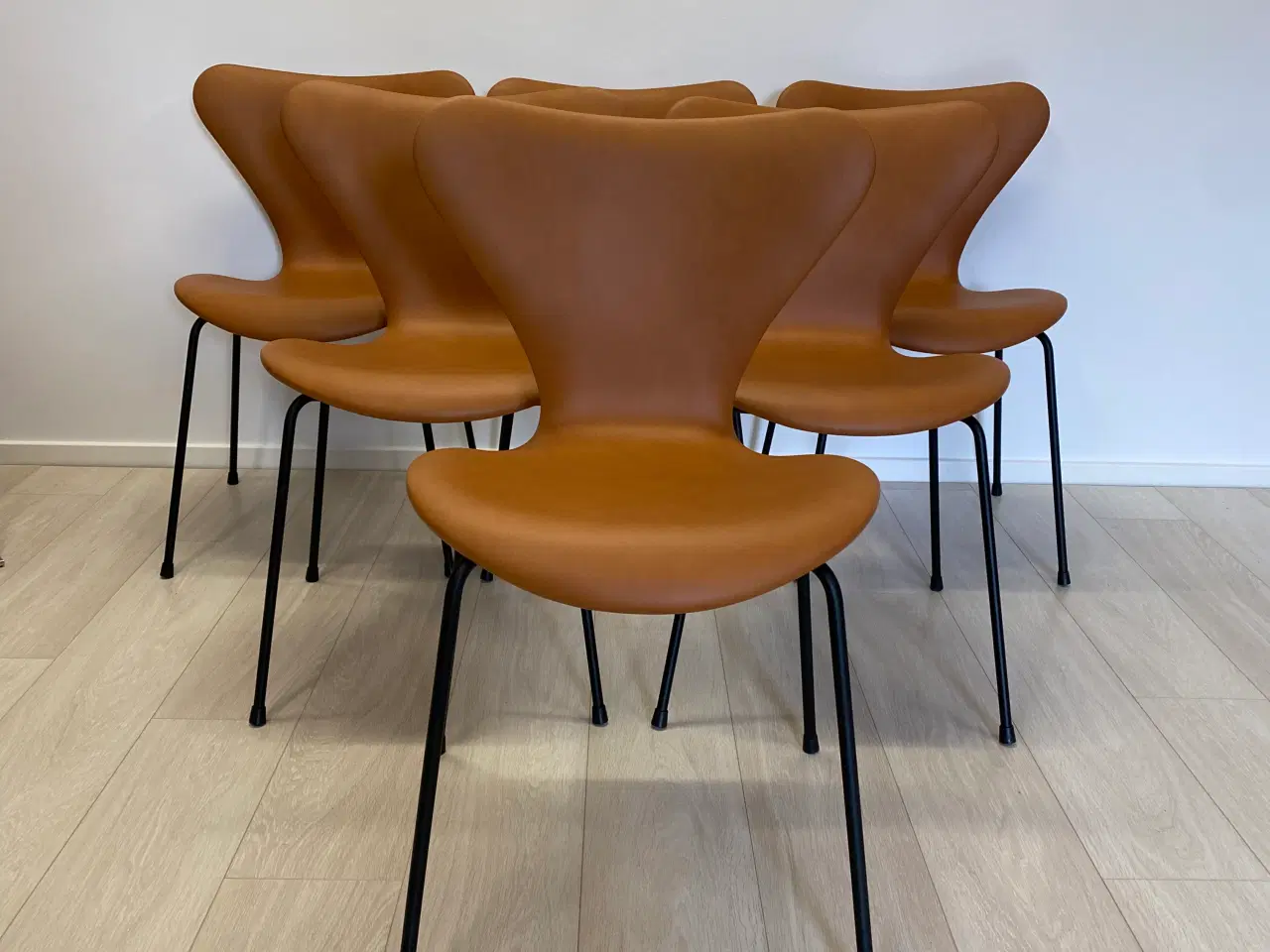 Billede 1 - Fh 3107 Syverstole af Arne Jacobsen 