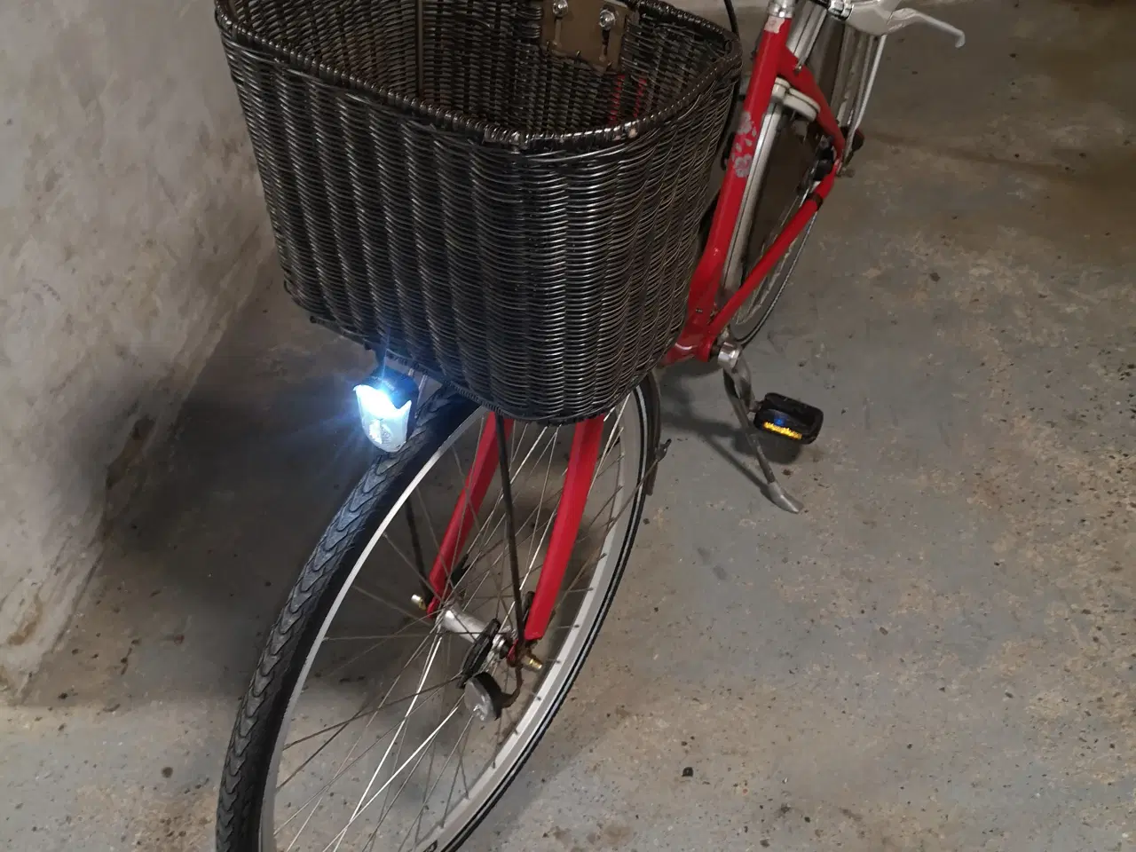 Billede 3 - Kildemoes Rød 28"  48cm   7 gear..Løs 1 nøgle.. ny