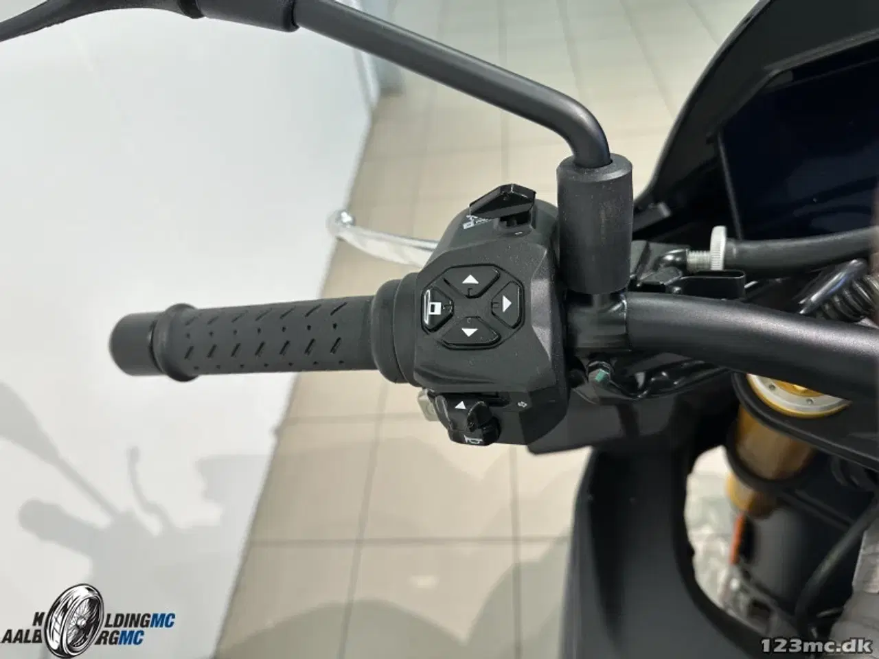 Billede 6 - Aprilia Tuono V4 Factory Aalborg MC