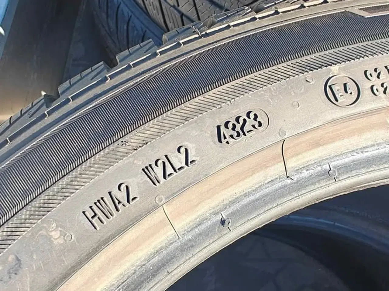 Billede 6 - Vinterdæk Polaris 5 245/45 R19 102V XL