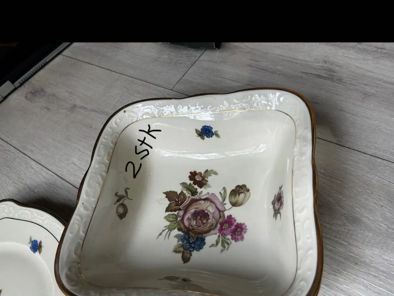 Billede 14 - Antik service fra kjøbenhavn porcelains malleri