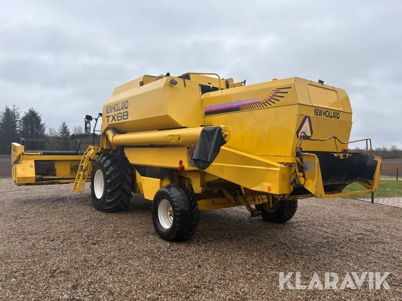 Billede 3 - Mejetærsker New Holland TX66/TX68 med skærebord & vogn