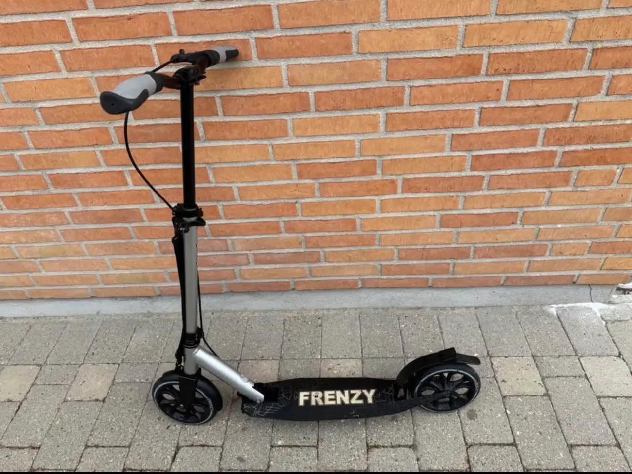 Billede 1 - Frenzy dual brake løbehjul