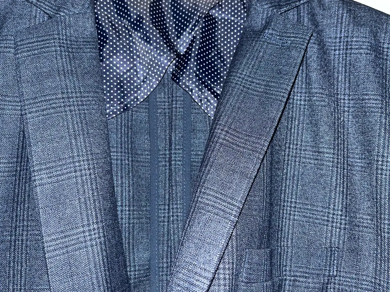 Billede 1 - Målet og elegant Herre blazer