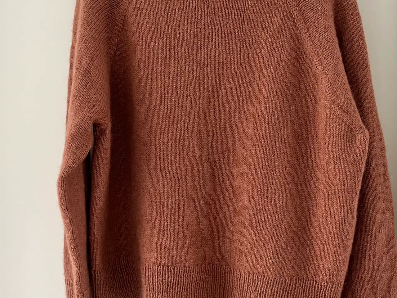Billede 2 - Monday sweater, aldrig brugt