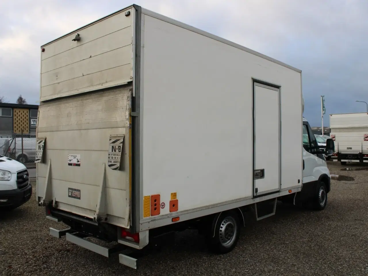Billede 5 - Iveco Daily 2,3 35S14 Alukasse m/lift AG8