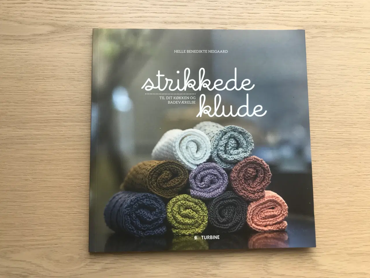 Billede 1 - Strikkede klude  til dit køkken og badeværelse